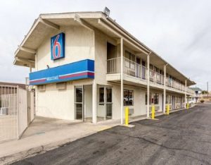Edgewood Suites, Albuquerque, NM — Saved 33%