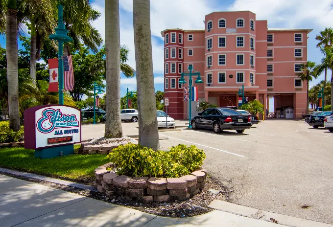 Edison Beach House 830 Estero Blvd — Saved 28%