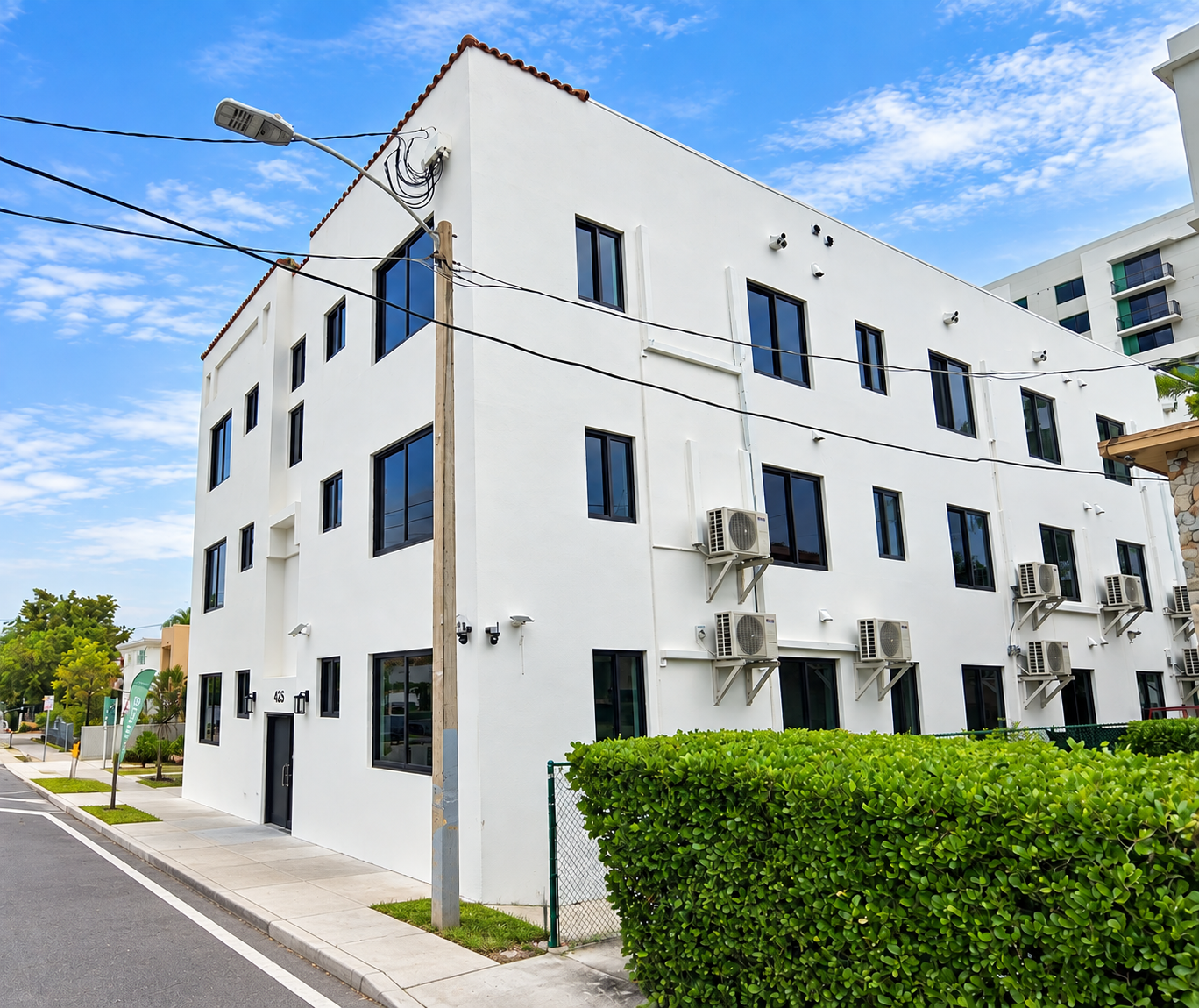 Villa Sara 433 Sw 6 St — Saved 24.07%